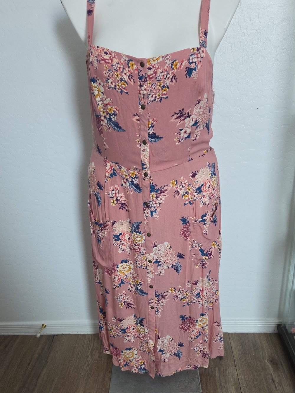 Xhilaration Rose Pink Floral Button-Front Midi Dress